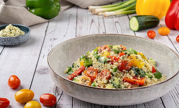 Cous cous alle verdure e burro con erbe